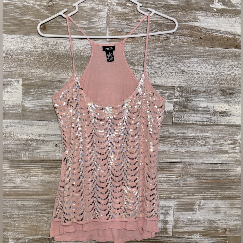 Peach/pink sequence tank top, size Large